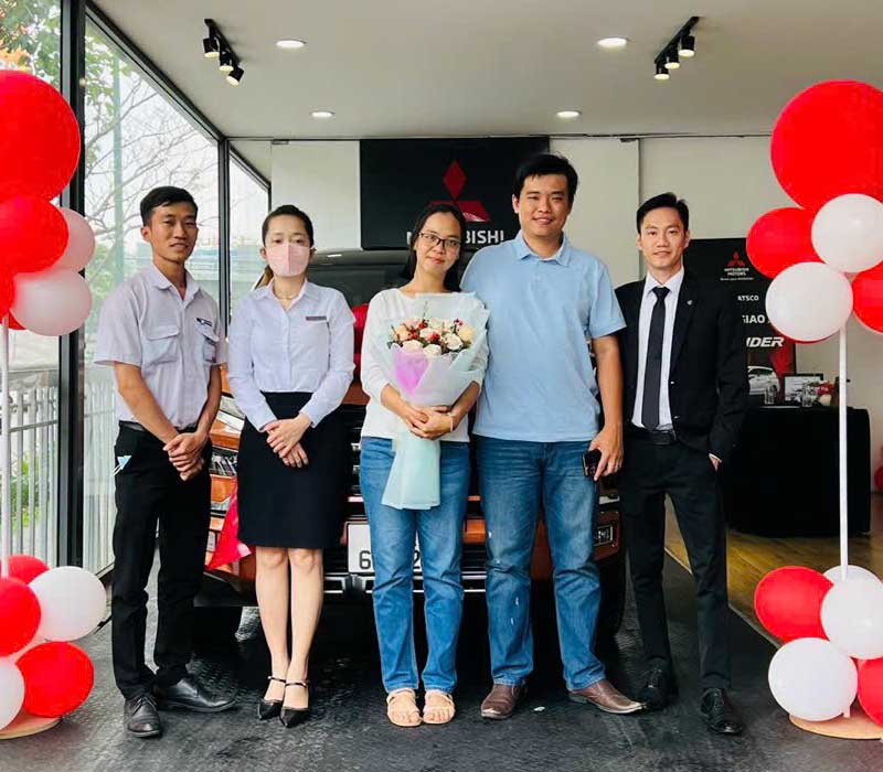 Hình ảnh hoạt động tư vấn xe tại Kon Tum